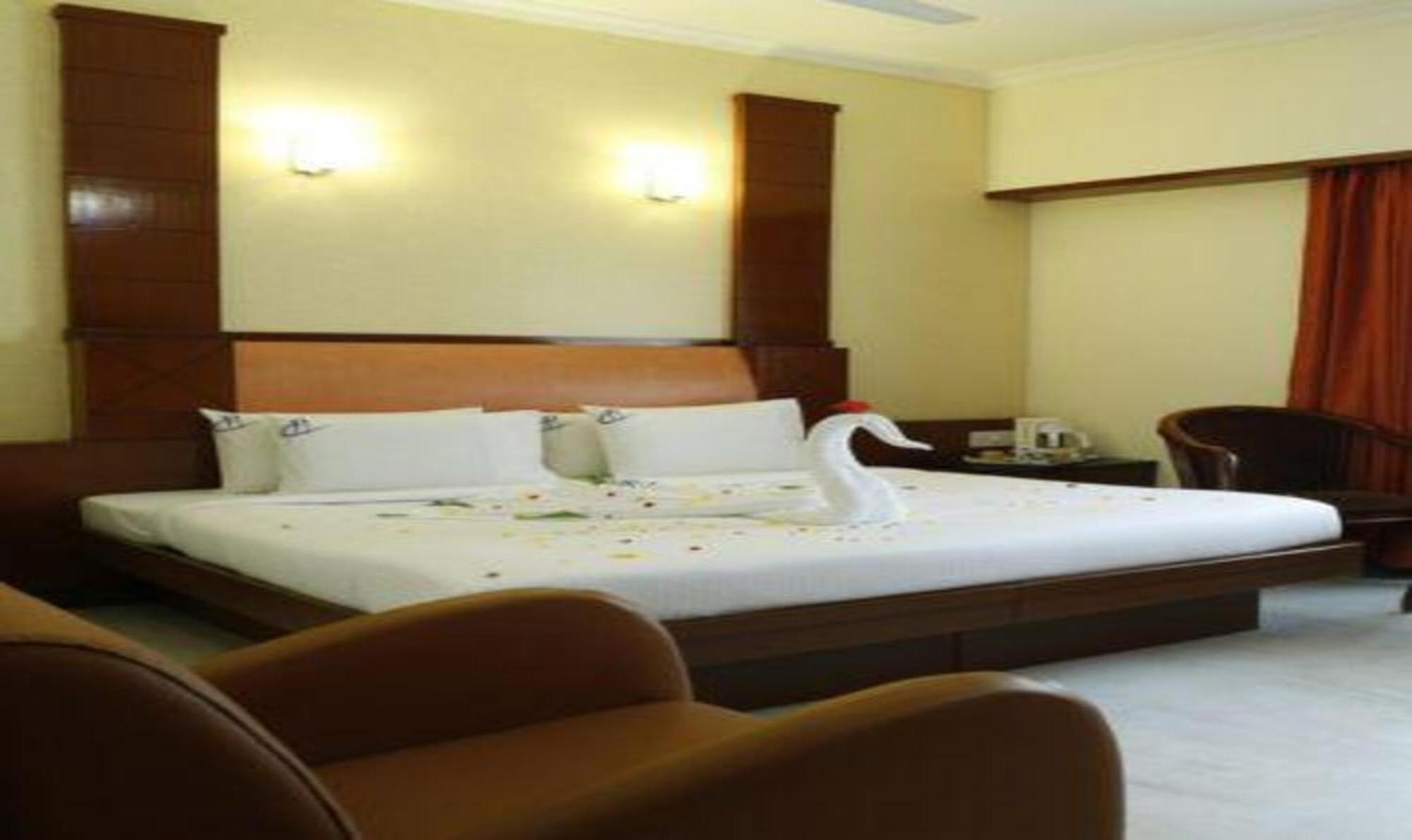 Fabhotel Prime Chennai Deluxe ภายนอก รูปภาพ