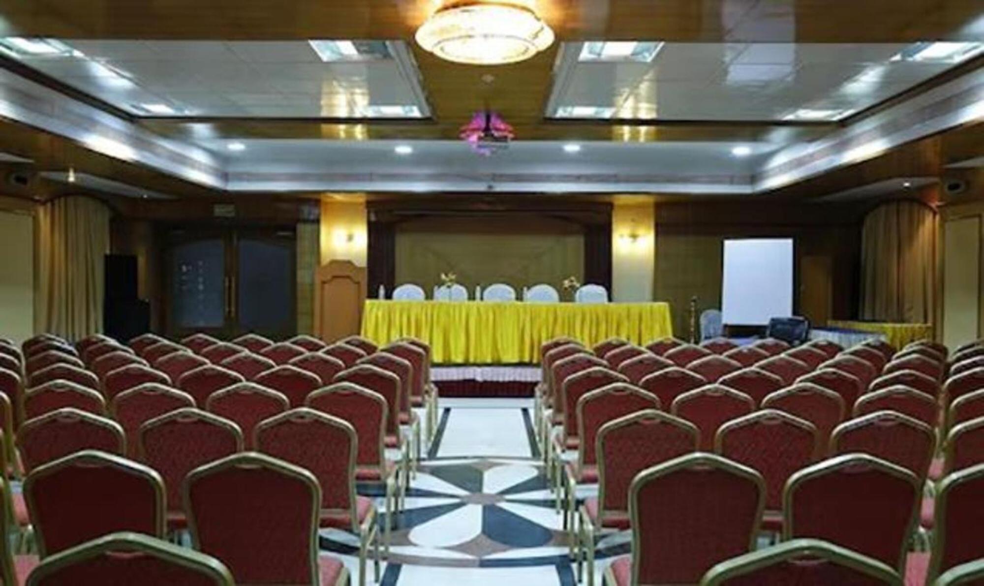 Fabhotel Prime Chennai Deluxe ภายนอก รูปภาพ