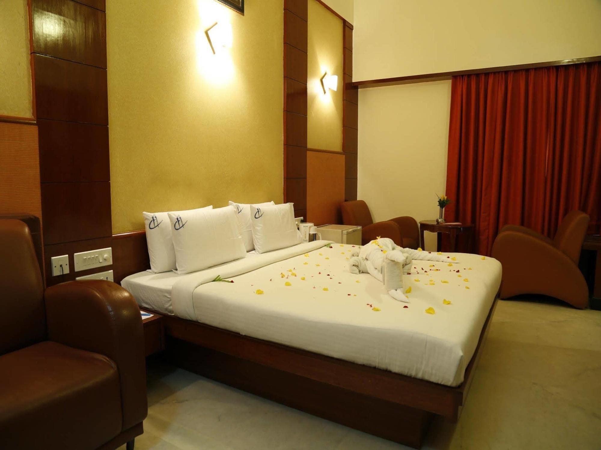 Fabhotel Prime Chennai Deluxe ภายนอก รูปภาพ